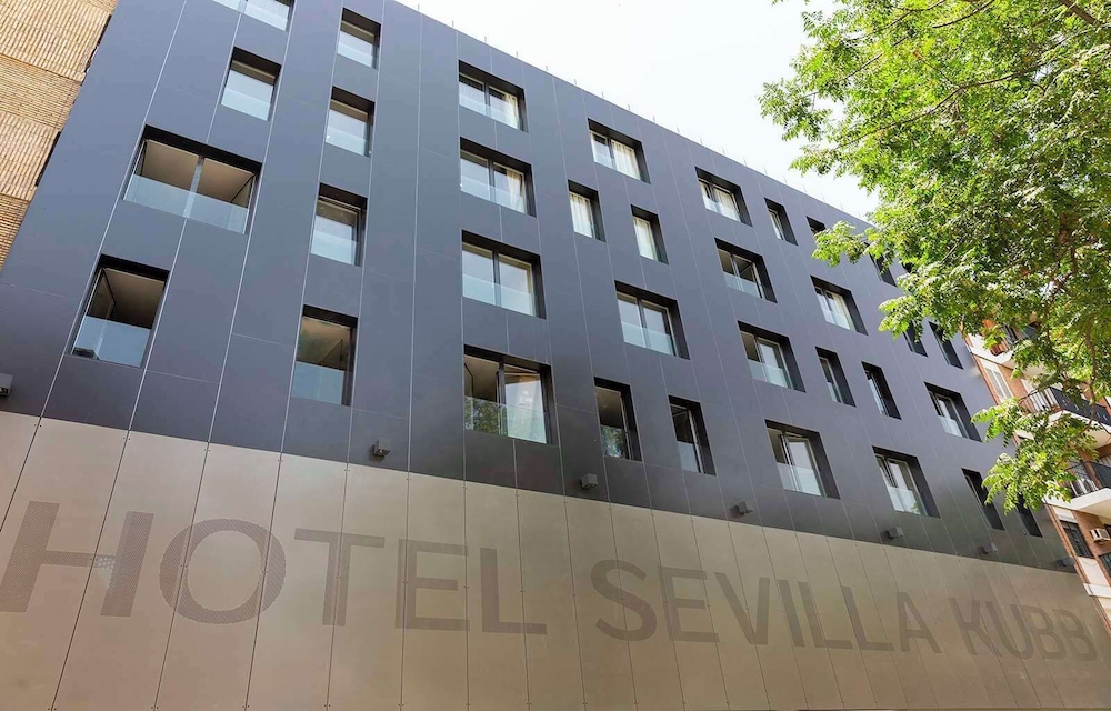 Hotel Macia Sevilla Kubb