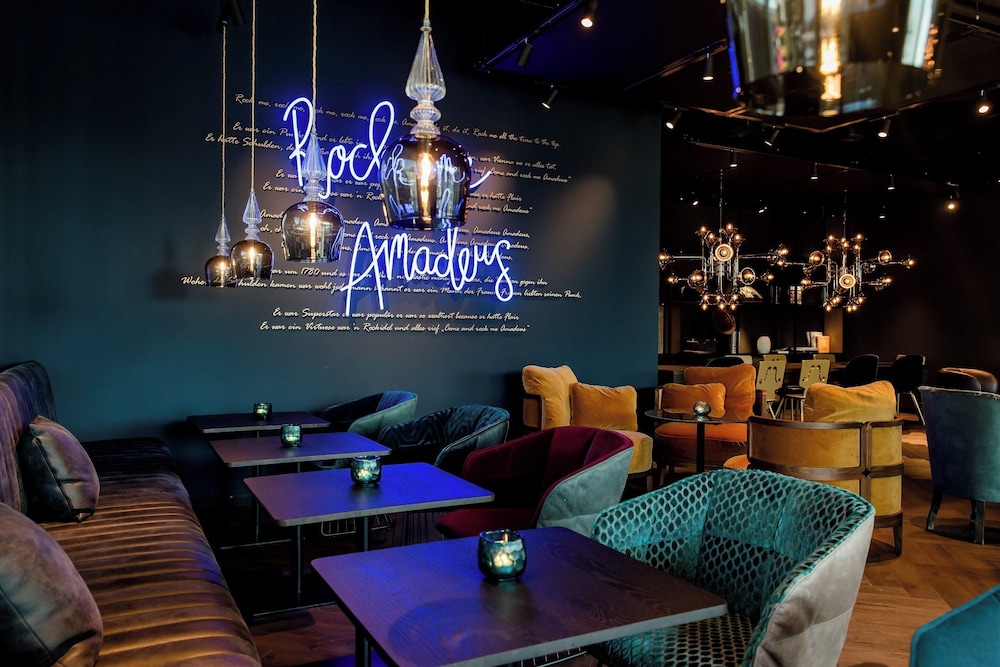 Motel One Salzburg - Mirabell