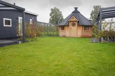 12-Personen Gruppenunterkunft Veluwelodge XL met Grillhuis 6+6