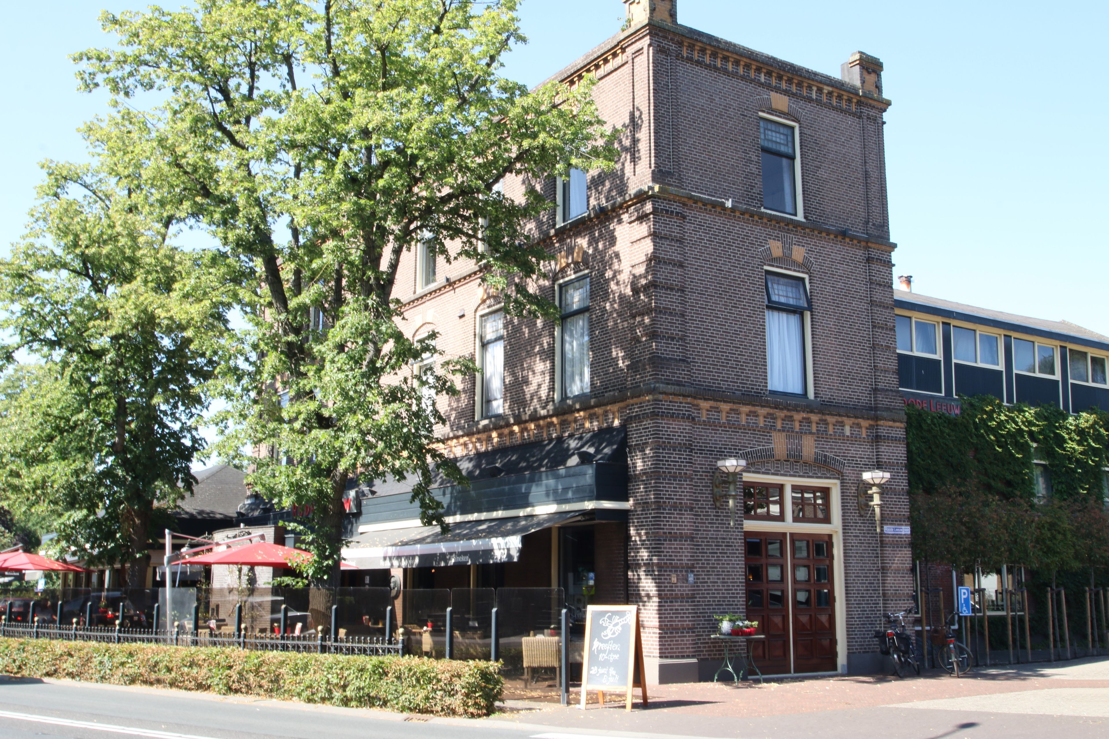 Hotel de Roode Leeuw