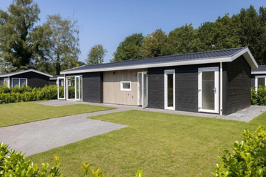 4-person Lodge Wood