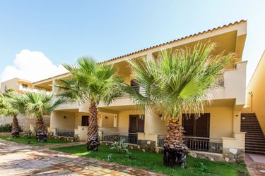 5-Personen Ferienhaus Comfortable apartment with AC very close to the sandy beach