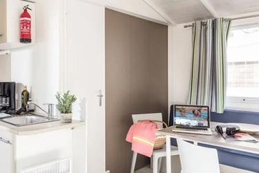 6-persoons Stacaravan CONFORT XL 3 bedrooms 6 pers. 2 bathrooms Air conditioning