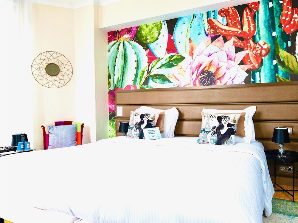 Hotel Kyriad Vichy Spa Cinq Mondes.