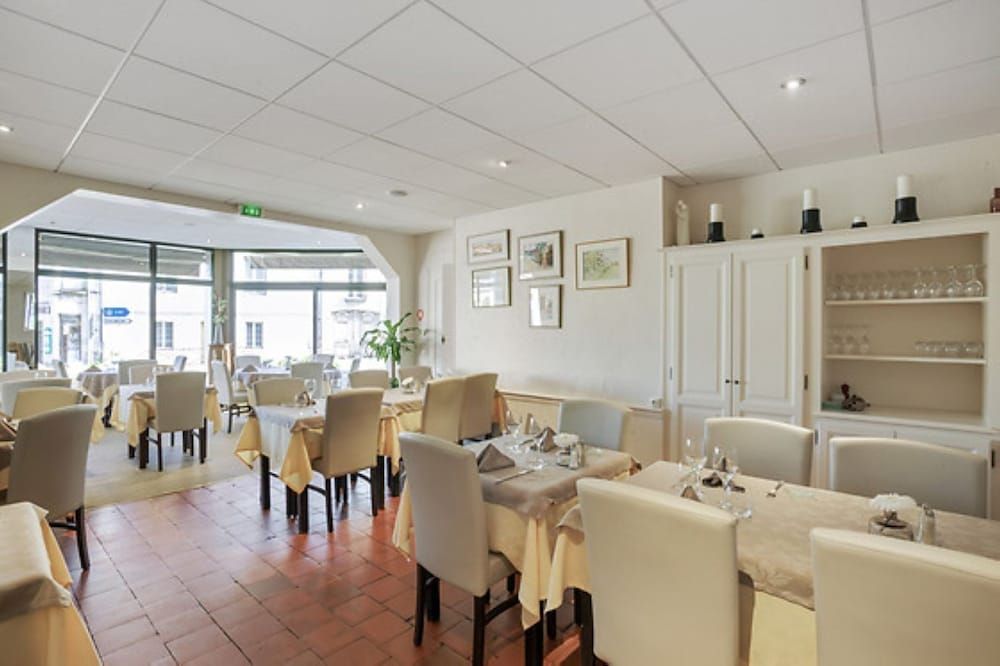 Logis Hôtel Le Pélican & son restaurant