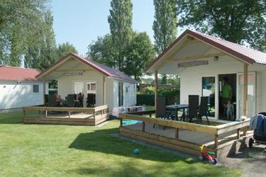 6-persoons stacaravan/chalet Maasduinen Chalet