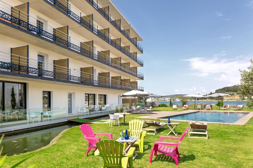 Golden Tulip Martigues Provence