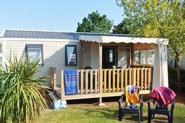 6-Personen Mobilheim Cottage sleeps 6 with 3 bedrooms (Air conditioning, TV, LV)