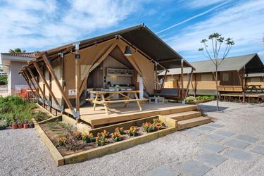 5-persoons tent Grand Safari Glamping, 2 bedrooms