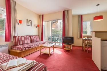 6-person apartment (max 3 adults) Standard