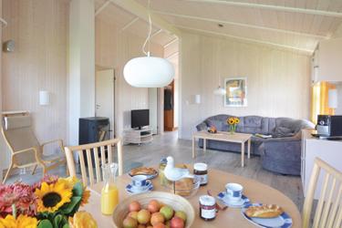 8-person holiday house 6+2 DSH117