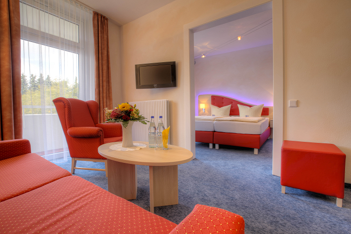 Hotel Hochsauerland 2010 <br/>73.80 ew <br/> <a href='http://vakantieoplossing.nl/outpage/?id=fde2de95b0d82ce81b7e2879fc1d79ec' target='_blank'>View Details</a>