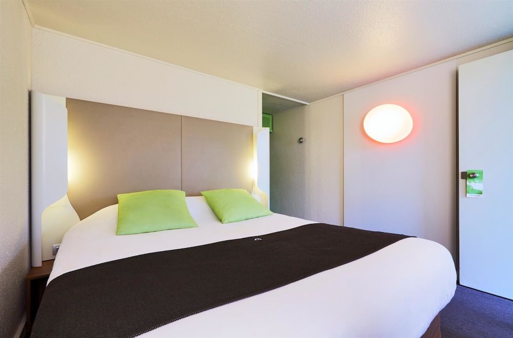 Campanile Poitiers - Site du Futuroscope.