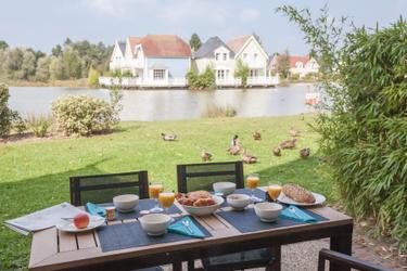 6-Personen Ferienhaus - 2 bedrooms - Terrace