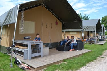 5-Personen Möbliertes Zelt Safari