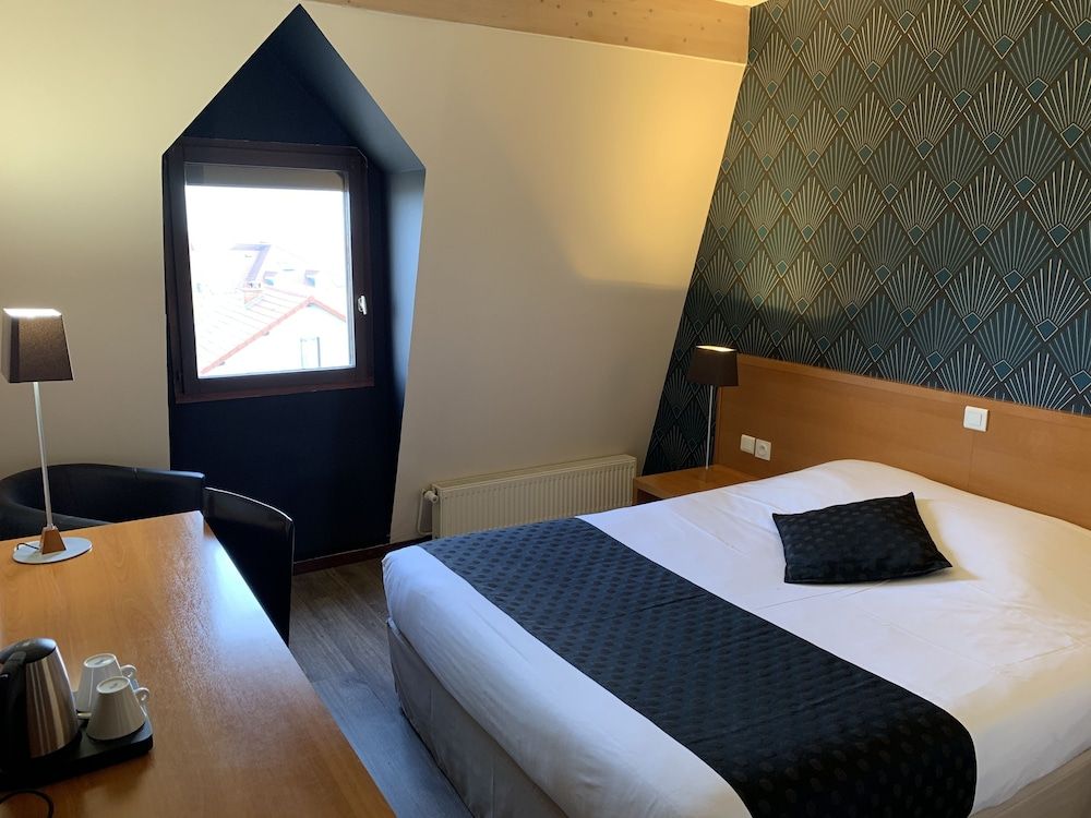 The Originals City, Hôtel Castel Burgond