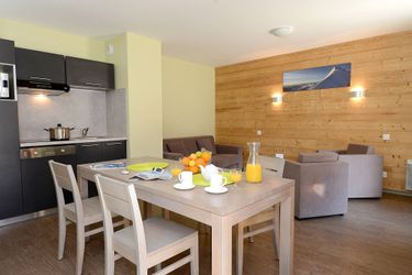 4-persoons bungalow Nice apartment with a dishwasher in the center of Vaujany