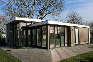 4-person Chalet Cube Wellness