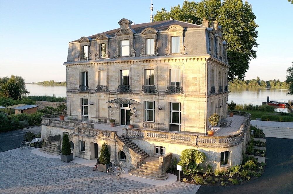 Chateau Grattequina.