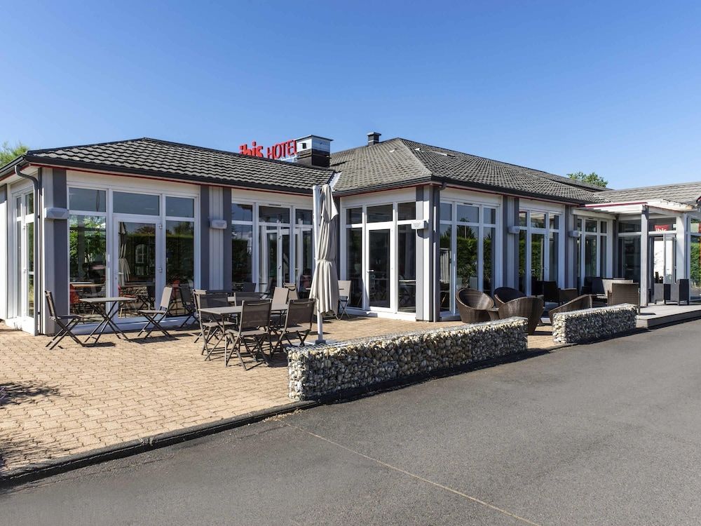 ibis Issoire
