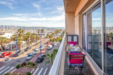 4-person apartment Le Port de La Gavine 3*