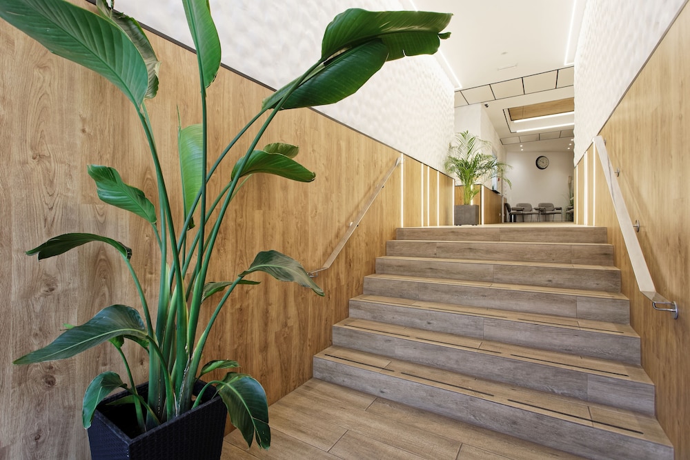 Green House Hotel