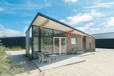 4-persoons bungalow Comfortable lodge with dishwasher, in Bloemendaal