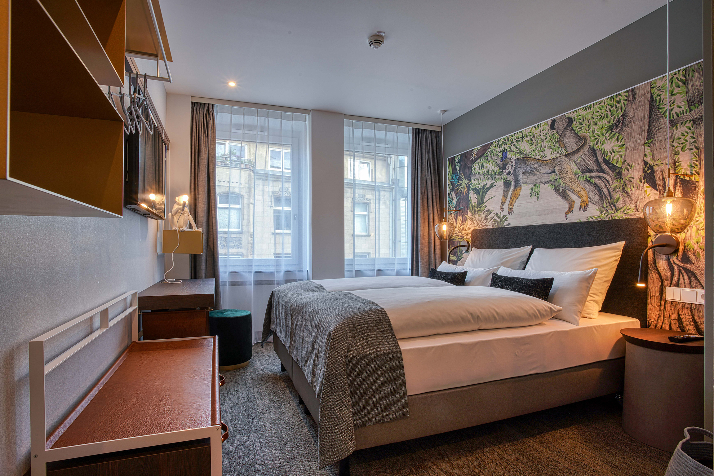 NinetyNine Hotel Amsterdam Airport <br/>69.00 ew <br/> <a href='http://vakantieoplossing.nl/outpage/?id=ec2a78fd6e2564e1a0efd0dd2f7efcf1' target='_blank'>View Details</a>