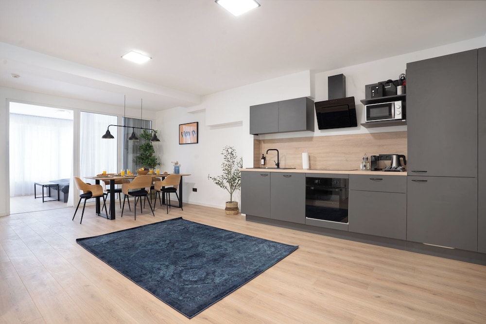 Central Bonn Apartments I home2share