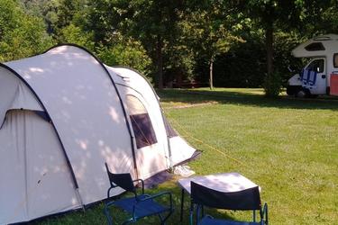 6-persoons bungalow package 1 person 1 tent/caravan/camping-car