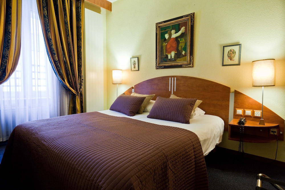Admiral Hotel
