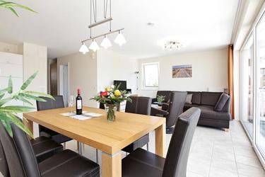 6-person apartment