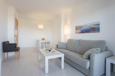 4-person apartment Standard EFT34