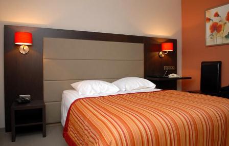 Hotel Golden Tree <br/>83.33 ew <br/> <a href='http://vakantieoplossing.nl/outpage/?id=15298843bdc4434fa1f5622215dbff90' target='_blank'>View Details</a>