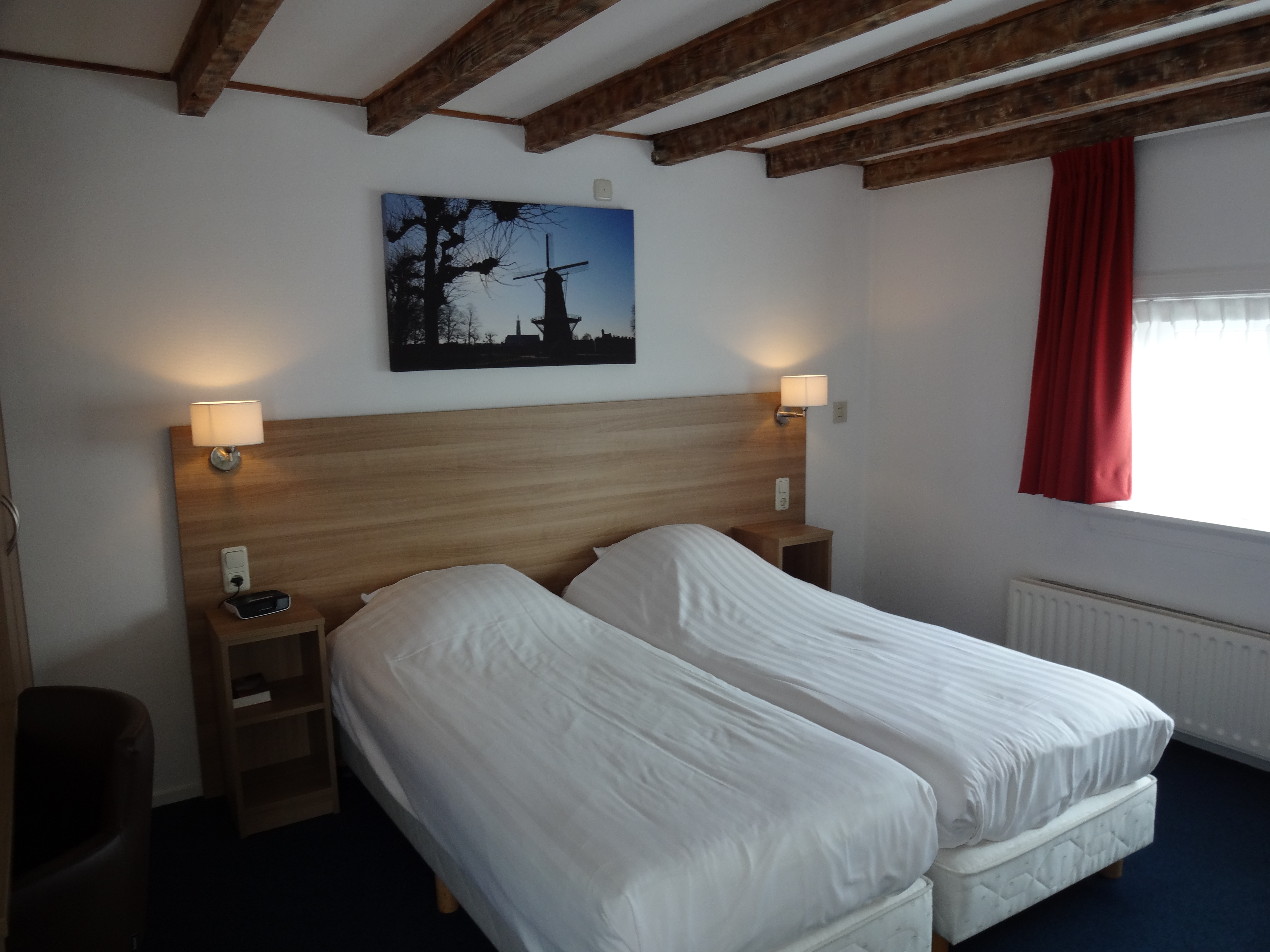 Hotel Hulst <br/>76.00 ew <br/> <a href='http://vakantieoplossing.nl/outpage/?id=845840b5b8a5ad976346db1a8fe899d6' target='_blank'>View Details</a>