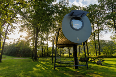 2-person Tree house Sky-Cabin