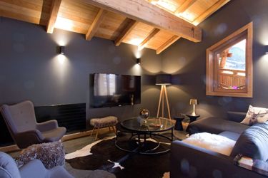 10-person cottage Luxury apartment with a hot tub in the heart of Huez Village