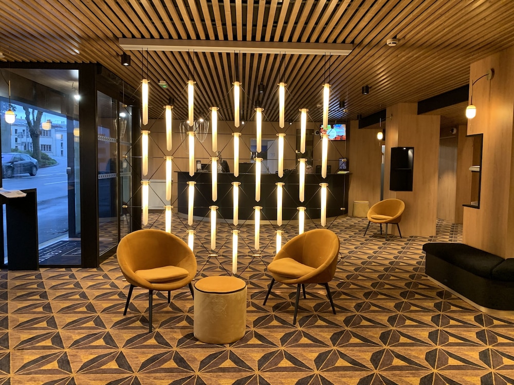 Hôtel Center