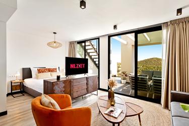 4-person apartment loft with solarium/roofterrace and seaview