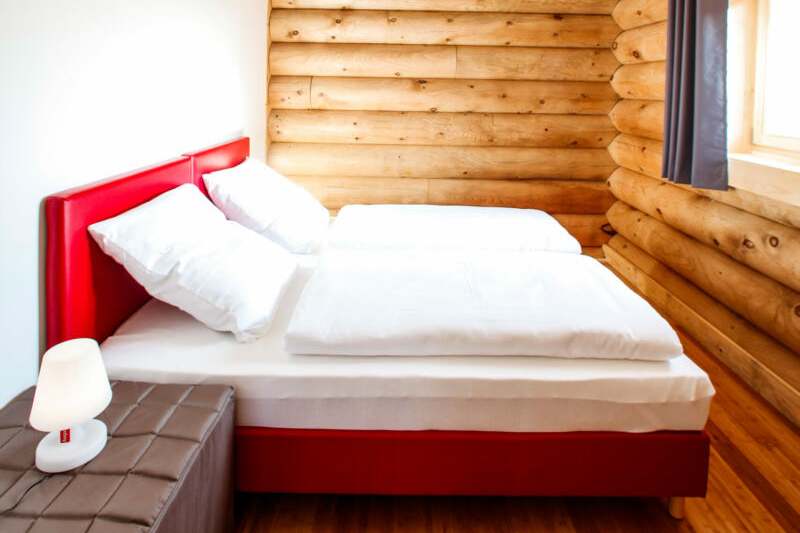 Alpine Hotel & Blockhütten